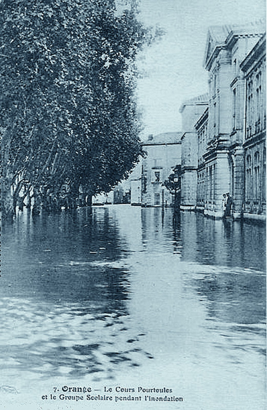 Carte postale ancienne Orange inondation 1924