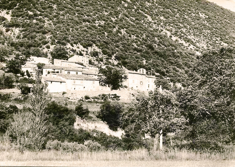Carte postale ancienne Saint-Léger-du-Ventoux vue générale