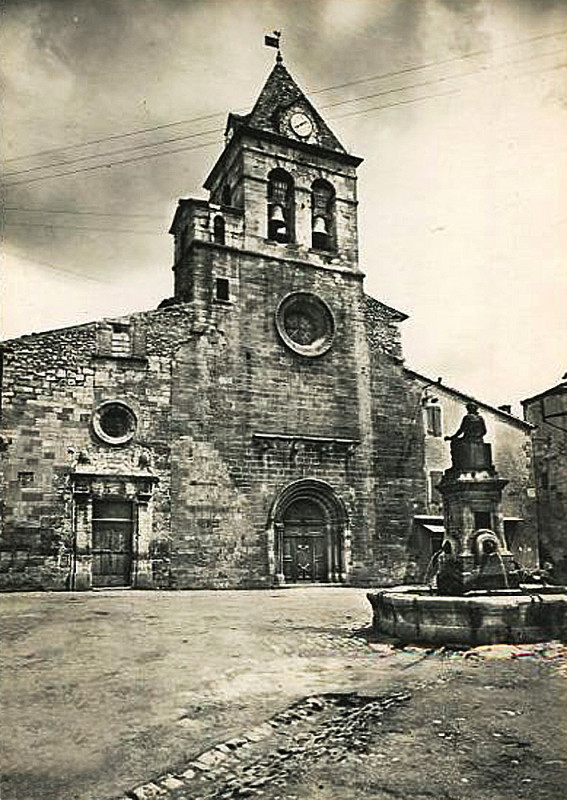 Carte postale ancienne Sault église