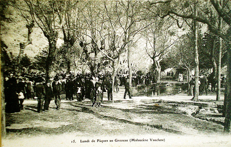 Carte postale ancienne Malaucène Lundi de Pâques au Grozeau