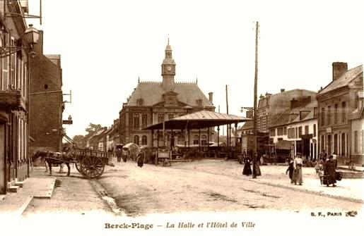 Carte postale ancienne Berck-halles