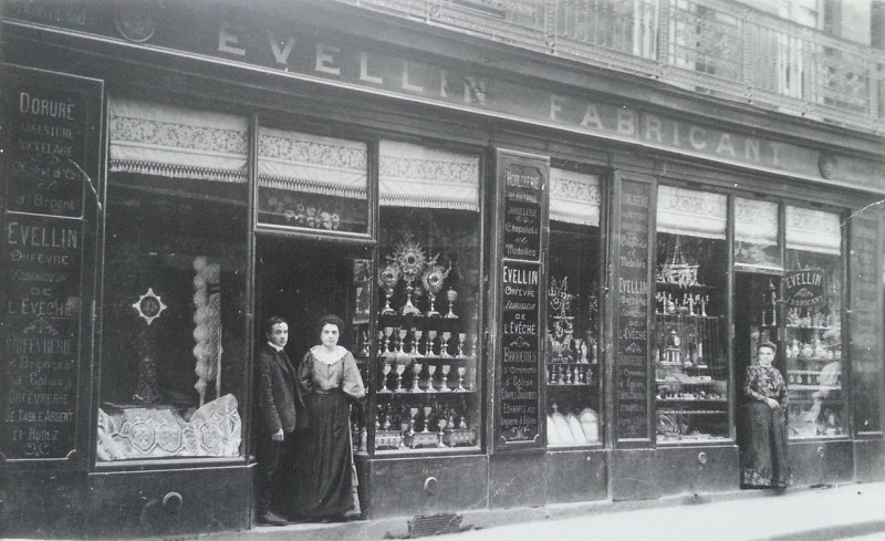 Carte postale ancienne Evellin-magasin-nantes