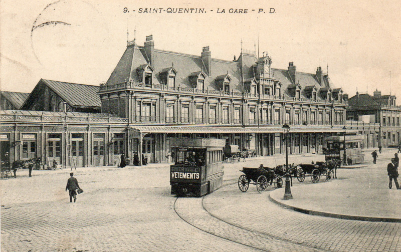 Carte postale ancienne Tramway Mékarski St-Quentin La Gare