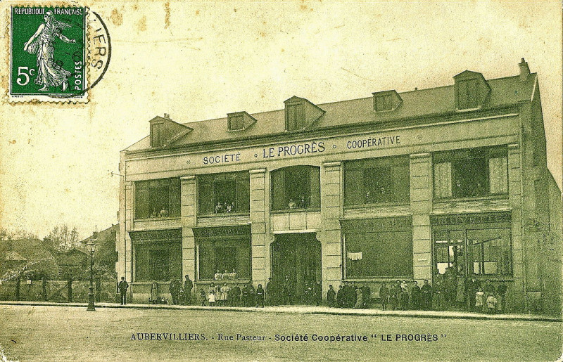 Carte postale ancienne Inconnu - Auber - Rue Pasteur - Société coopérative Le Progrès