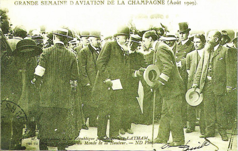 Carte postale ancienne Armand Fallières félicite Latham