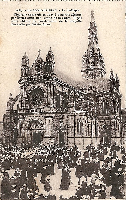 Carte postale ancienne Sainte-Anne-d'Auray-Fr-56-vers 1930-la basilique-