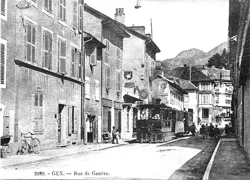 Carte postale ancienne Tram in Gex à Gex
