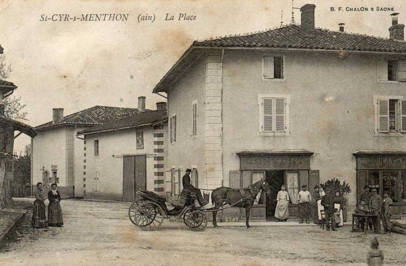 Carte postale ancienne Place village St Cyr Menthon Carte postale 2 à Saint-Cyr-sur-Menthon
