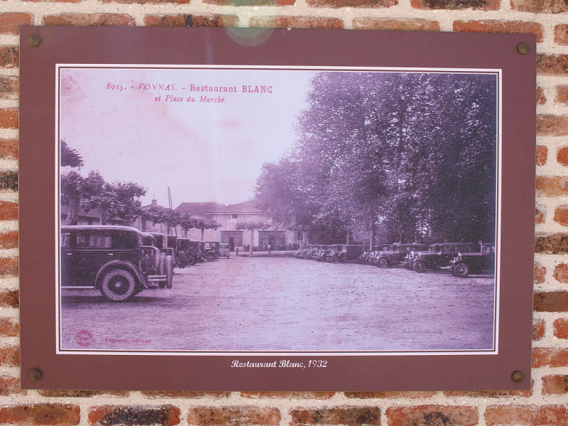 Carte postale ancienne Vonnas-Fr-01-à la gloire des Blanc-03 à Vonnas