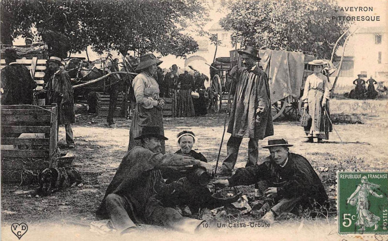 Carte postale ancienne Aveyron Pittoresque 10 - Un casse-croûte