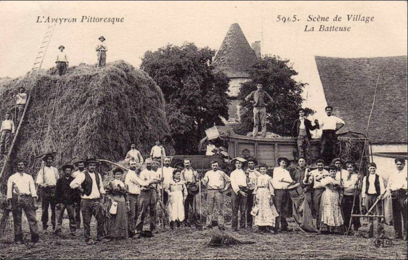 Carte postale ancienne Aveyron Pittoresque 5965 - La batteuse