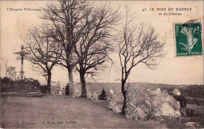 Carte postale ancienne Aveyron Pittoresque 93 - Le Mur de Barrez
