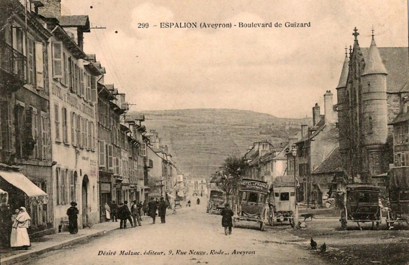 Carte postale ancienne Espalion - Boulevard de Guizard 1