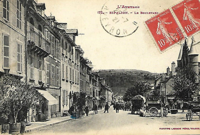 Carte postale ancienne Espalion - Boulevard de Guizard 10