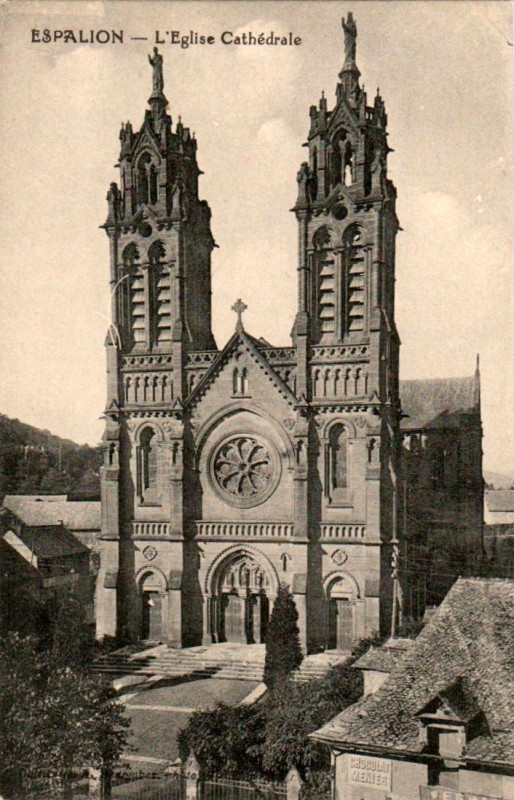 Carte postale ancienne Espalion - Cathédrale 2
