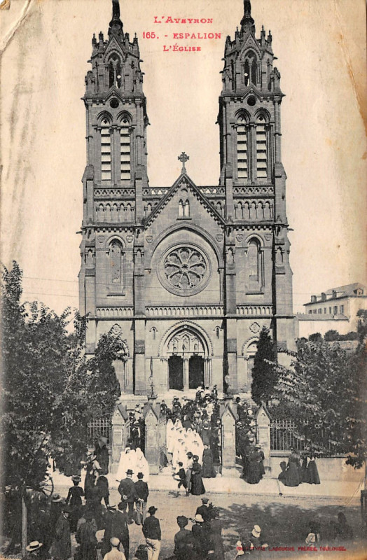 Carte postale ancienne Espalion - Cathédrale 3
