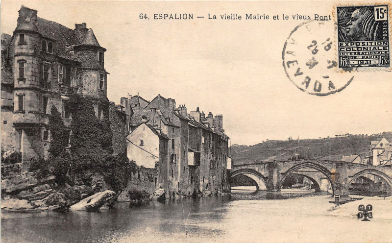 Carte postale ancienne Espalion - Pont Vieux et ancien Palais de Justice 2