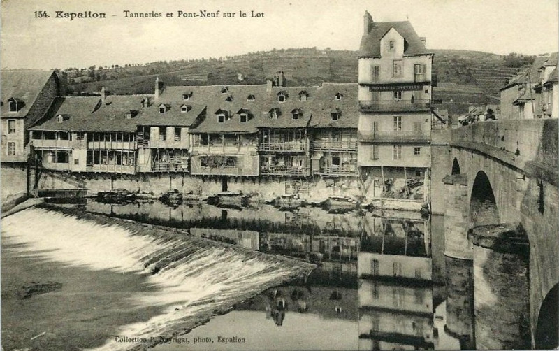 Carte postale ancienne Espalion - Ponts et Tanneries 2