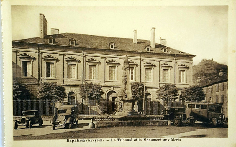 Carte postale ancienne Espalion - Tribunal 7