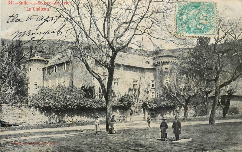 Carte postale ancienne Salles-La-Source - Château 1