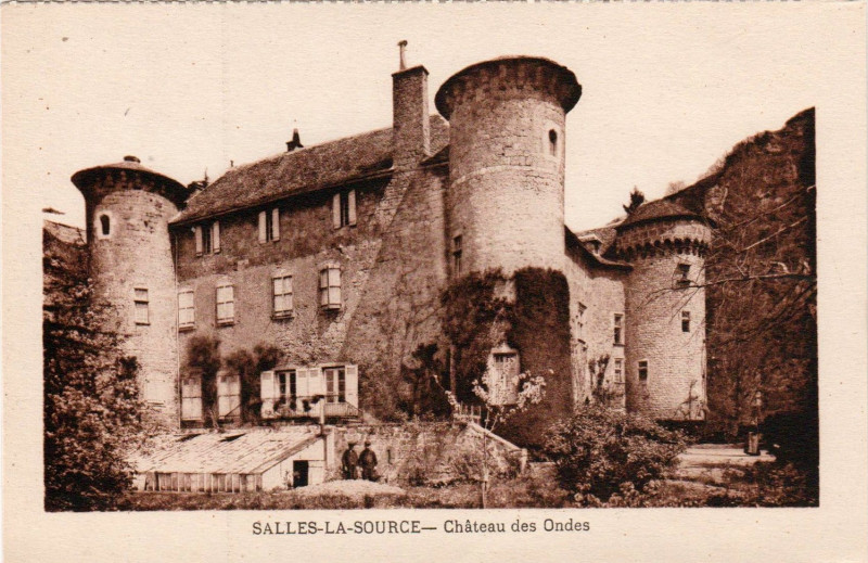 Carte postale ancienne Salles-La-Source - Château des Ondes 1