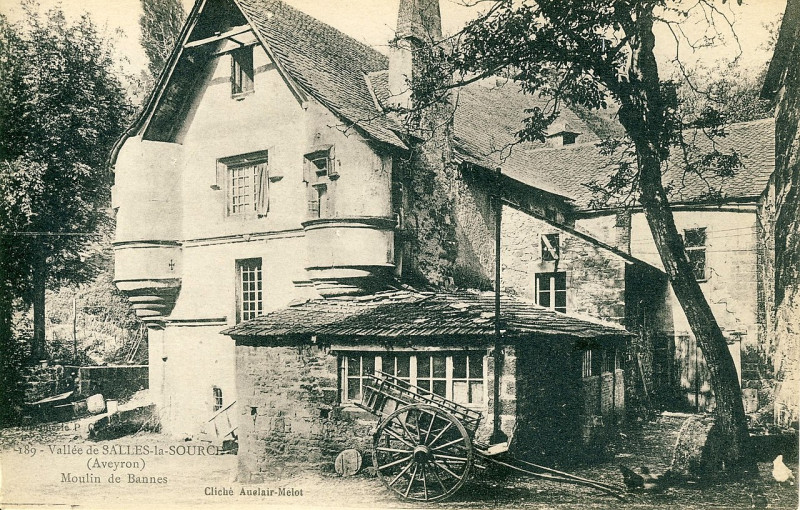 Carte postale ancienne Salles-La-Source - Moulin de Bannes