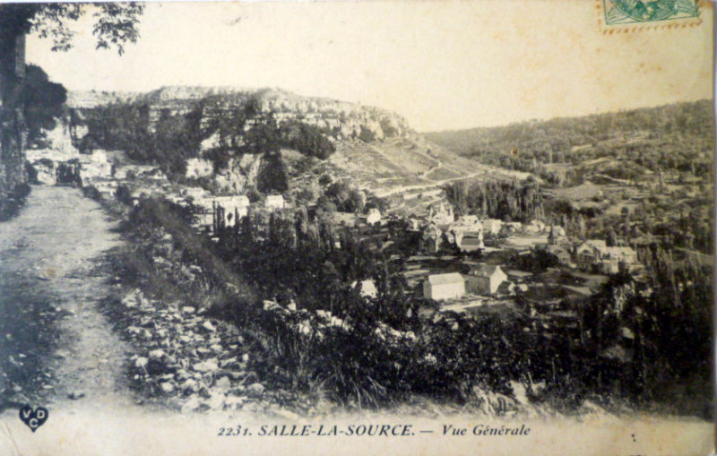 Carte postale ancienne Salles-La-Source - vue générale 5