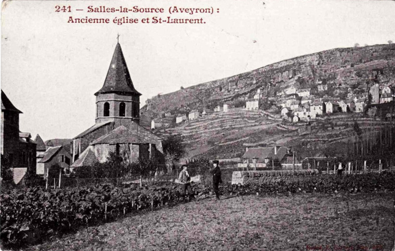 Carte postale ancienne Salles-La-Source - église Saint-Paul et Saint-Laurent