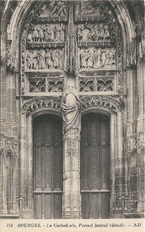 Carte postale ancienne Bourges-Fr-18-Cpa-cathédrale-portail latéral-1
