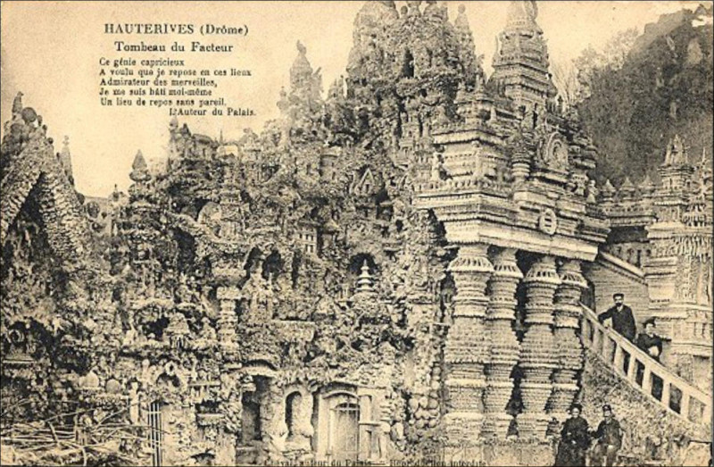 Carte postale ancienne Hauterives - Cp Tombe du facteur Cheval