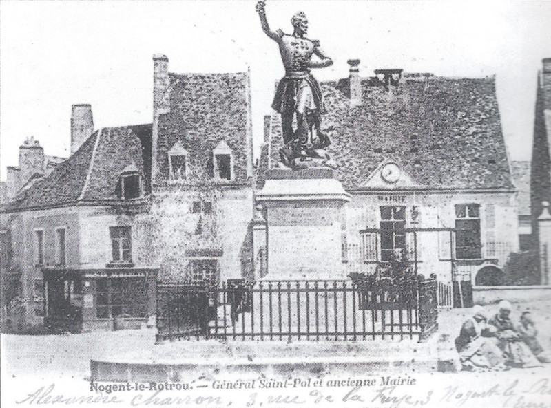 Carte postale ancienne Nogent-le-Rotrou - Statue of Jules de Saint-Pol - Around 1860