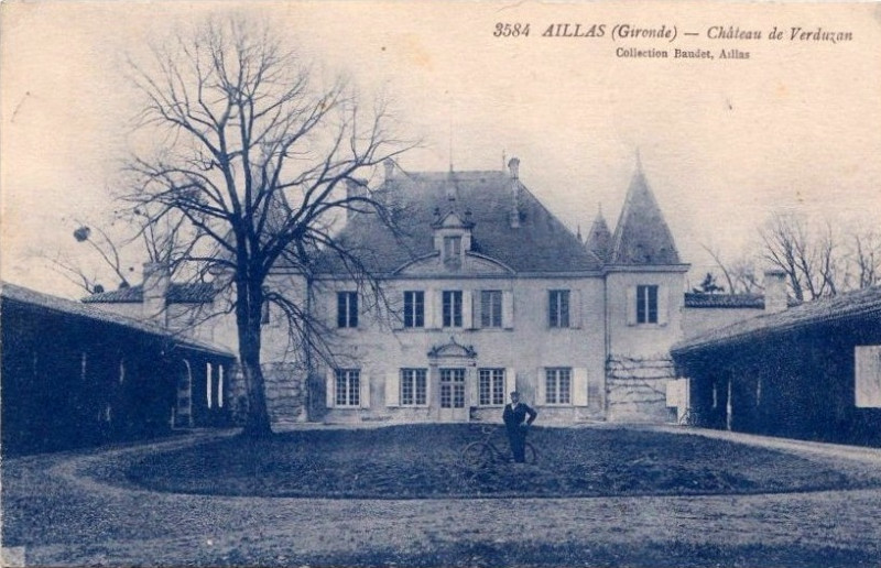 Carte postale ancienne Aillas - château de Verduzan