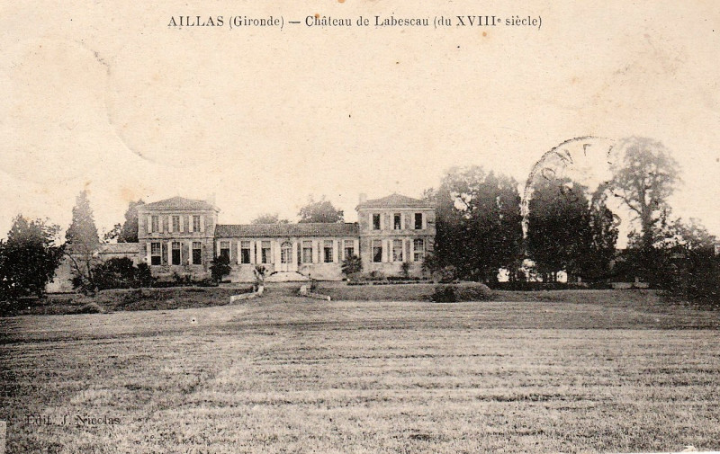 Carte postale ancienne Aillas - château Labescau 1