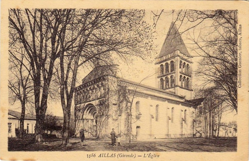Carte postale ancienne Aillas - église 2