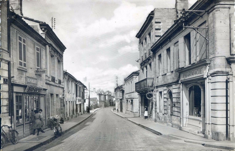 Carte postale ancienne Ambares bourg 4