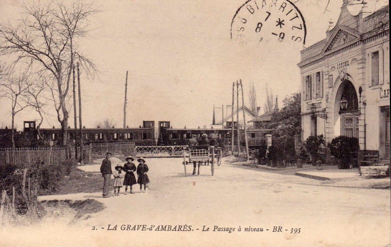 Carte postale ancienne Ambares la gare 2