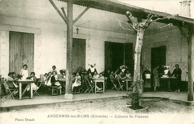 Carte postale ancienne Andernos-les-Bains - colonie Saint-Vincent 2