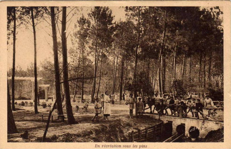 Carte postale ancienne Andernos-les-Bains - Ecole de Plein Air 8