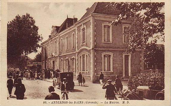 Carte postale ancienne Andernos-les-Bains - Hôtel de ville 5