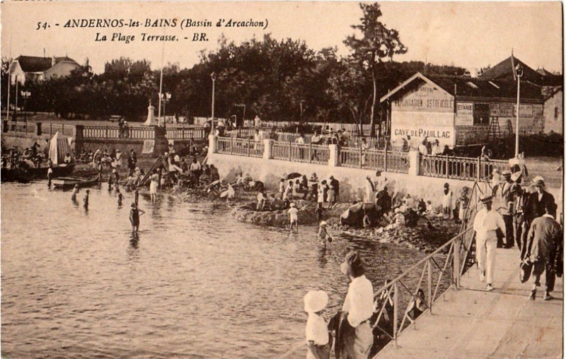 Carte postale ancienne Andernos-les-Bains - Plage Terrasse 1