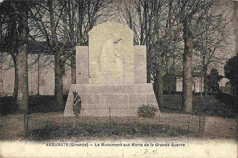 Carte postale ancienne Arbanats - Monument aux morts