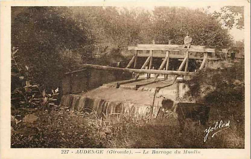 Carte postale ancienne Audenge - barrage du moulin