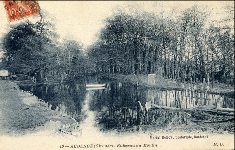 Carte postale ancienne Audenge - Ruisseau du moulin