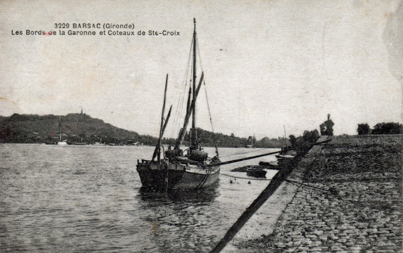Carte postale ancienne Barsac - bords de la Garonne 7