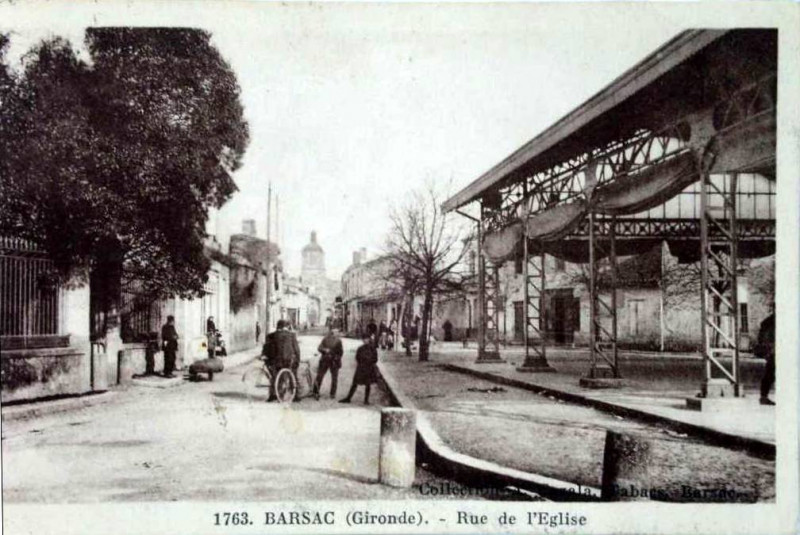 Carte postale ancienne Barsac - bourg 3b