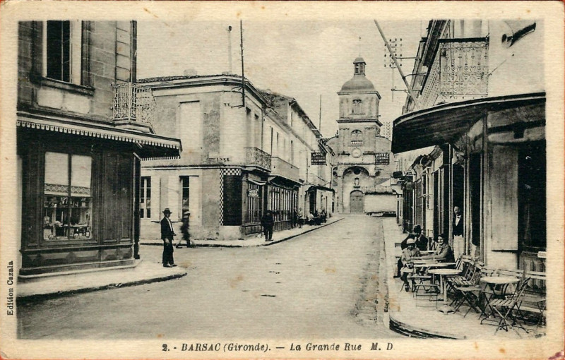 Carte postale ancienne Barsac - Grande rue 2