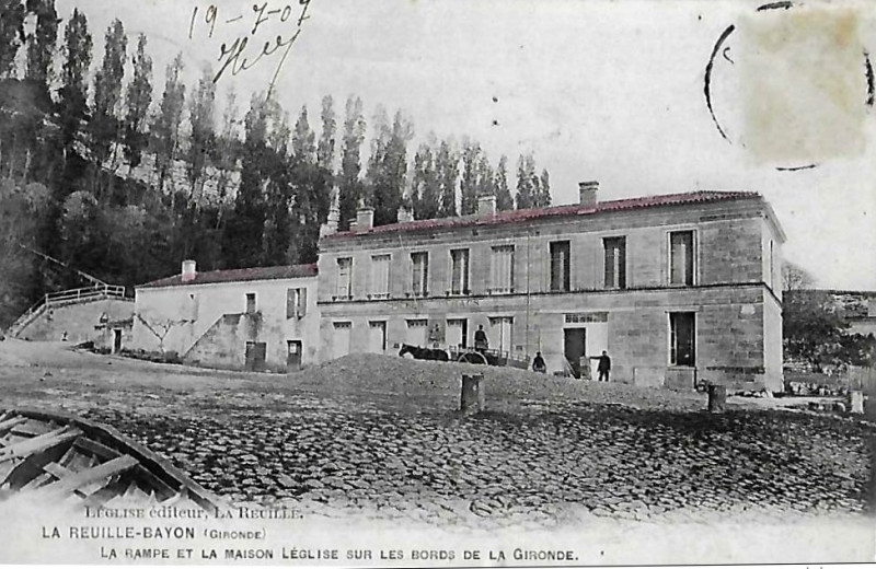 Carte postale ancienne Bayon - La Reuille Maison Leglise
