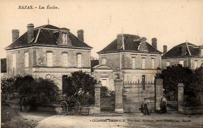 Carte postale ancienne Bazas - groupe scolaire 2