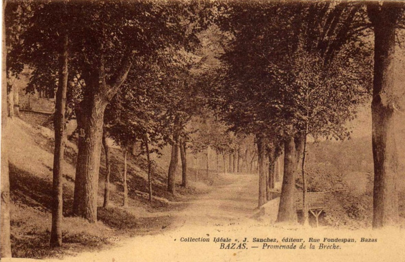 Carte postale ancienne Bazas - la Brèche 3