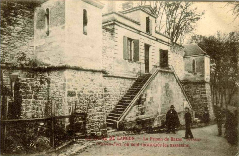 Carte postale ancienne Bazas - Prison 1